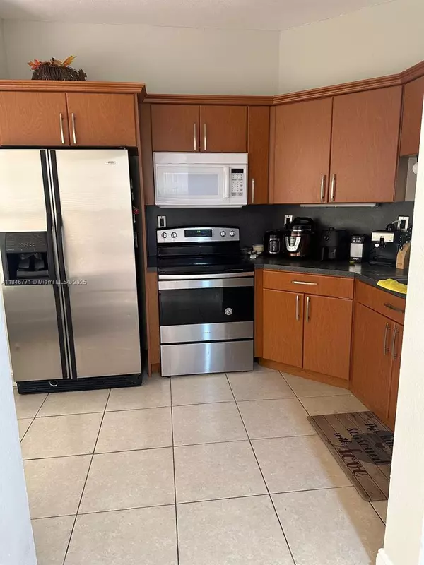 Miami, FL 33186,13050 SW 88th Ter N #106