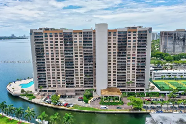 Miami, FL 33181,1800 NE 114th St #2310