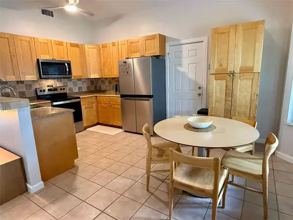 Davie, FL 33325,1600 SW 127th Ln