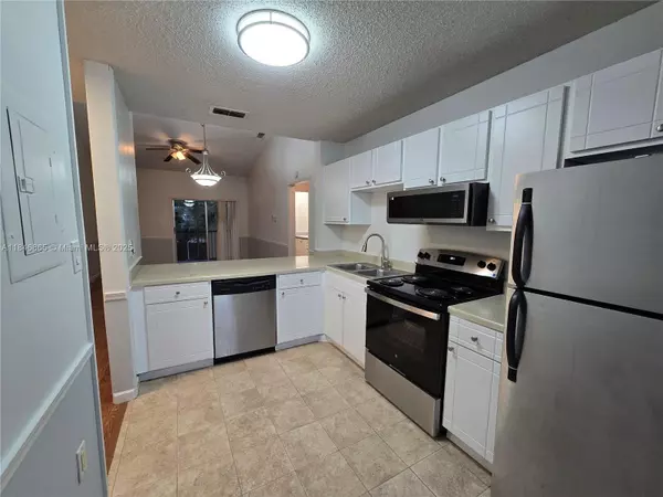 Miramar, FL 33025,2176 SW 81st Ave #2176