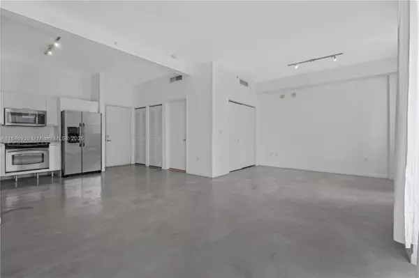 Miami, FL 33132,234 NE 3rd St #2109