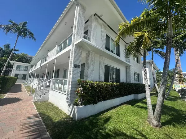 1065 98th St #2, Bay Harbor Islands, FL 33154