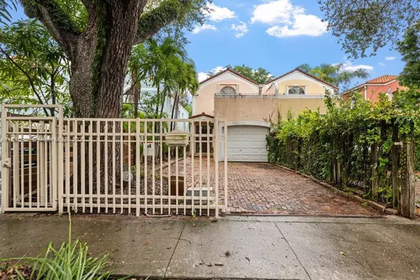 Coconut Grove, FL 33133,3049 Mary St