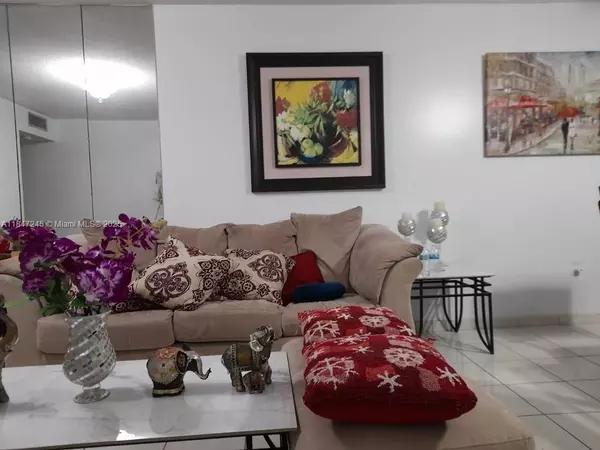 Miami, FL 33179,1301 NE Miami Gardens Dr #804W