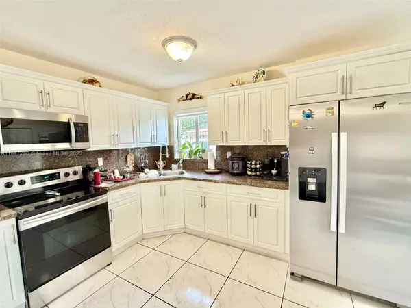 Miami Gardens, FL 33056,18026 NW 35th Ct