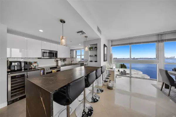 North Bay Village, FL 33141,7929 West Dr #1503