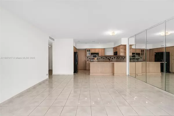 Miami, FL 33131,1408 Brickell Bay Dr #1106