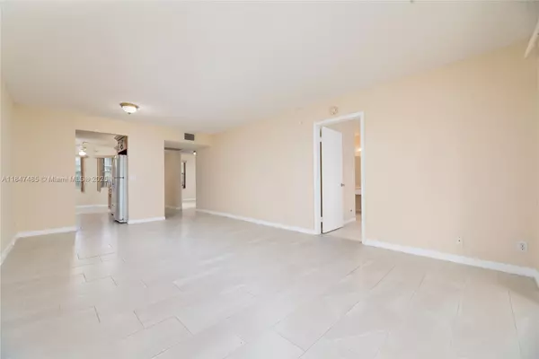 Pembroke Pines, FL 33027,13000 SW 15th Ct #206U