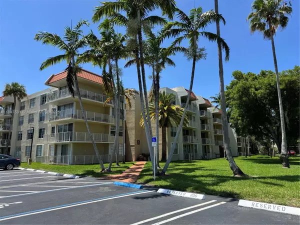 13100 SW 92nd Ave #A-306, Miami, FL 33176