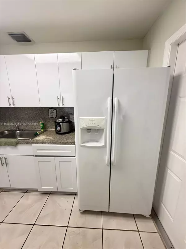 Miami, FL 33175,13821 SW 42nd Ter