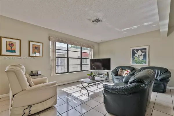 Miami, FL 33145,1621 SW 23rd Ave