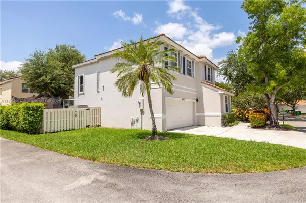 Davie, FL 33331,14972 SW 50th Ct