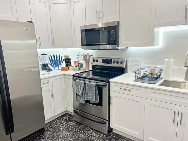 Fort Lauderdale, FL 33311,2784 NW 9th St