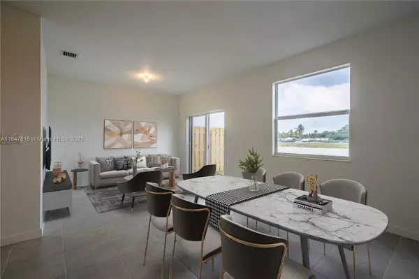 Miami, FL 33167,12811 NW 23rd Place