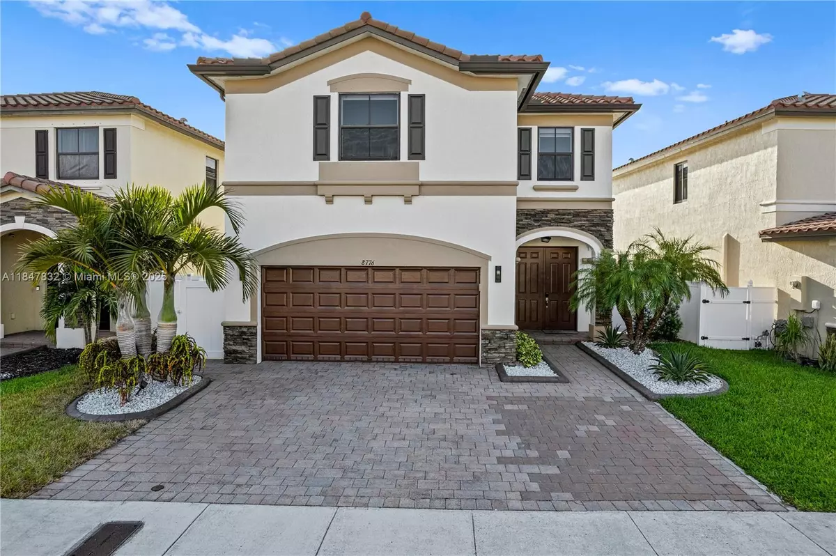 Hialeah, FL 33018,8776 W 33rd Ave