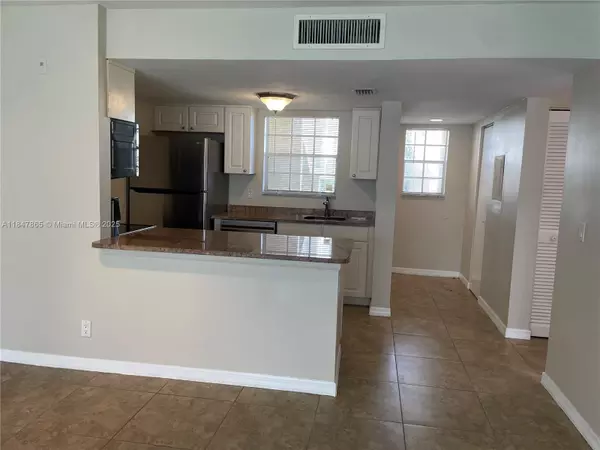 Boca Raton, FL 33433,6323 La Costa Dr #A