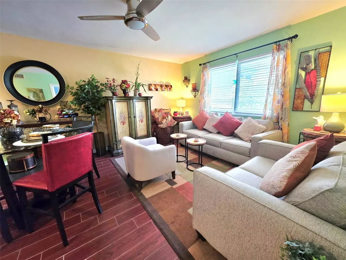 Fort Lauderdale, FL 33334,6260 NE 18th Ave #823
