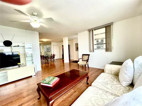 Hollywood, FL 33020,1811 Jefferson St #708