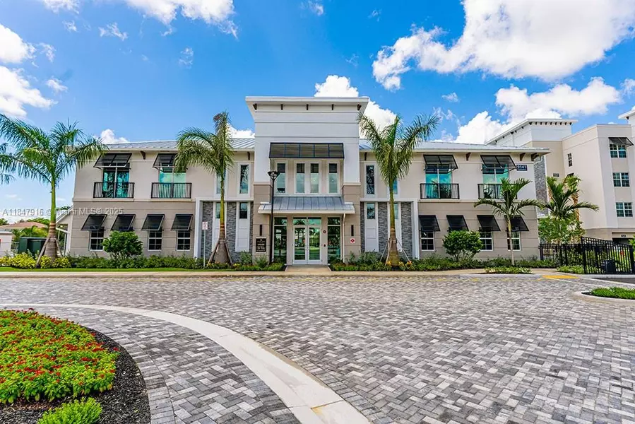 9097 NW 57th STREET #401, Tamarac, FL 33351