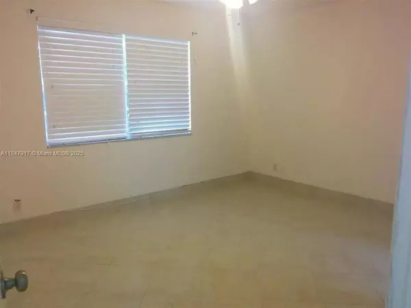 Pembroke Pines, FL 33025,8734 SW 3rd St