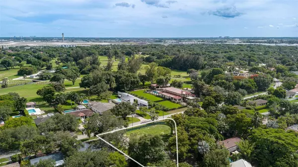 Miami Springs, FL 33166,281 Hunting Lodge Dr