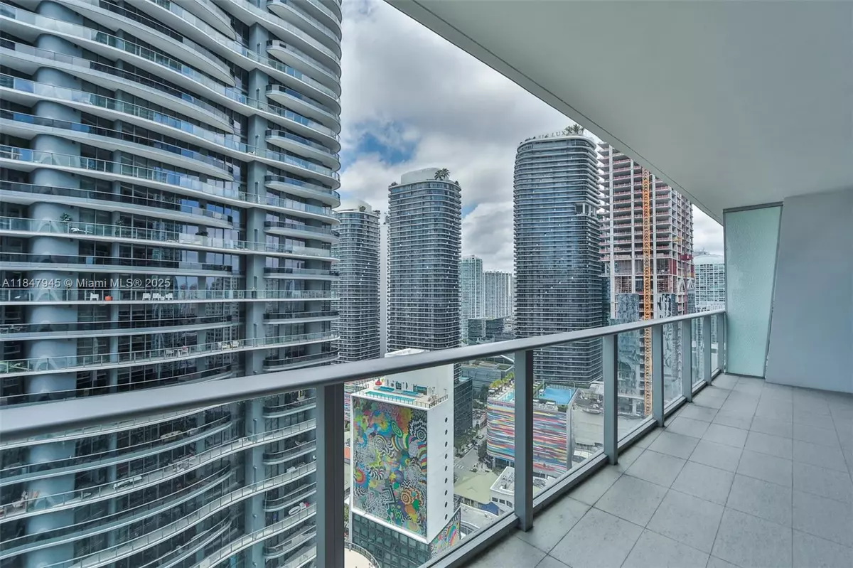 Miami, FL 33131,1010 Brickell Ave #3107