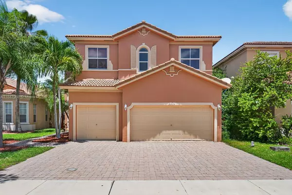 2215 PORTOFINO AVE, Homestead, FL 33033