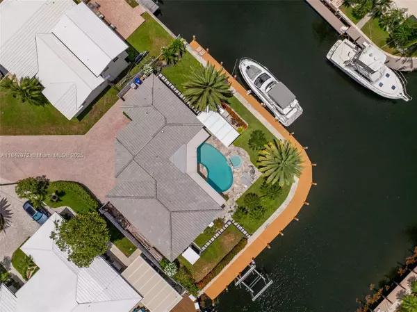 Pompano Beach, FL 33062,2681 NE 9th Ct