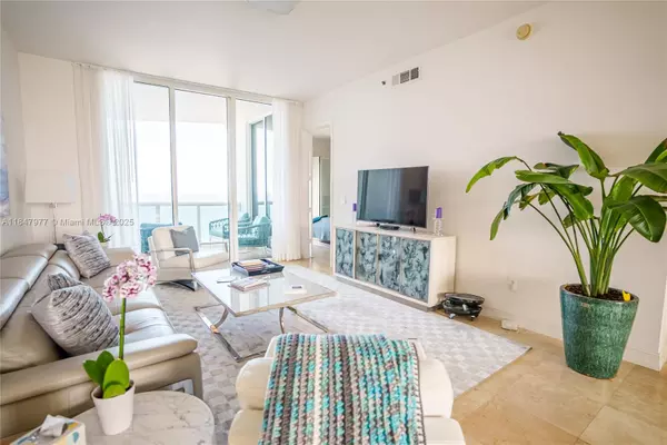 15901 Collins Ave #1104, Sunny Isles Beach, FL 33160