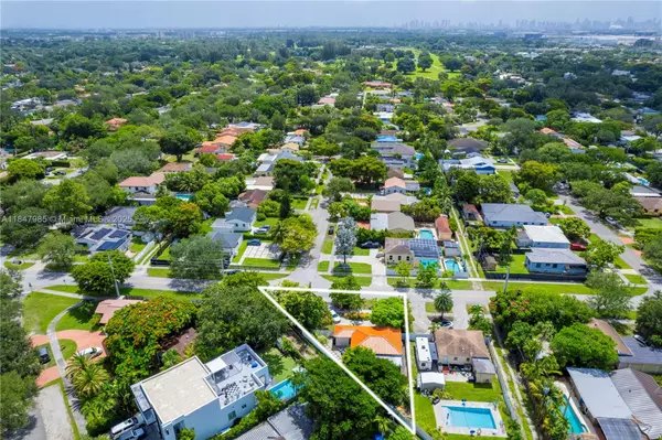 Miami Springs, FL 33166,32 Hammond Dr