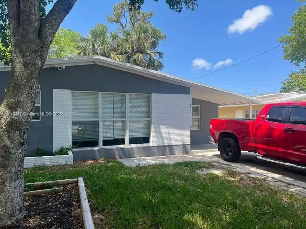 2511 SW 3rd St #0, Fort Lauderdale, FL 33312