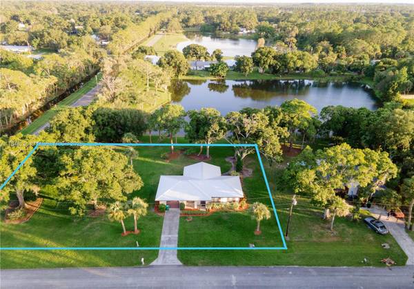 8103 Santa Clara Blvd, Fort Pierce, FL 34951