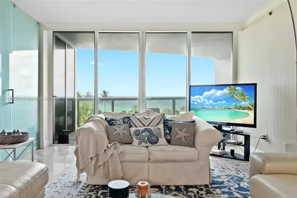 Sunny Isles Beach, FL 33160,18911 Collins Ave #706