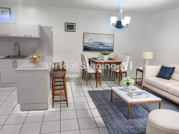 Hialeah Gardens, FL 33018,8945 NW 114th St