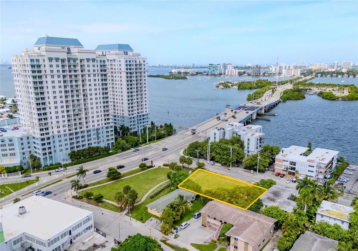 Miami, FL 33138,7880 NE Bayshore Ct