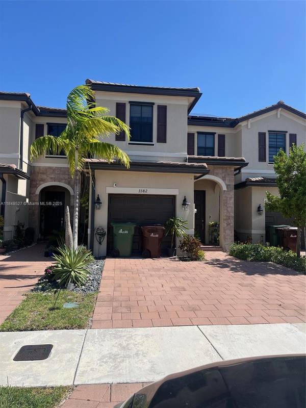 3382 W 112th St, Hialeah, FL 33018