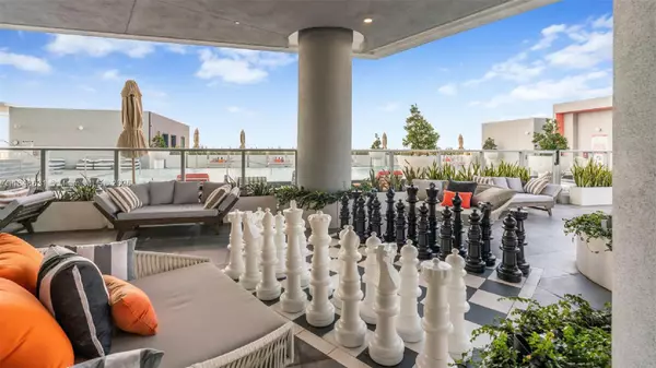 Sunrise, FL 33323,2000 NE Metropica Way #2511
