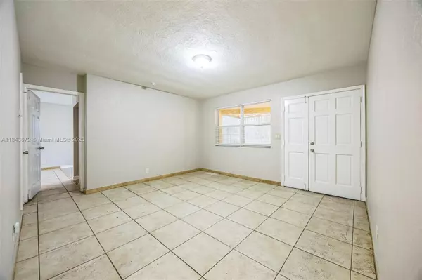 Hollywood, FL 33020,2651 Adams St