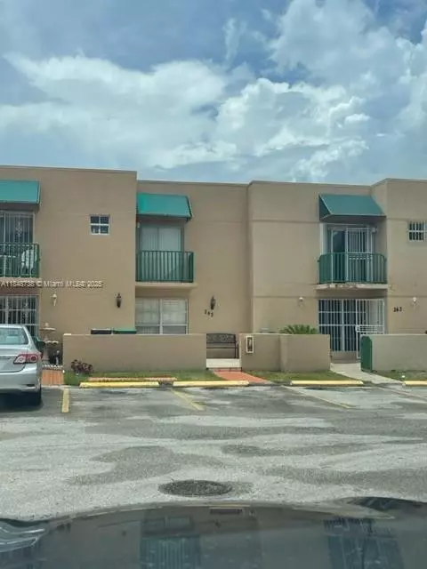 Miami, FL 33175,1990 SW 121st Ct #236