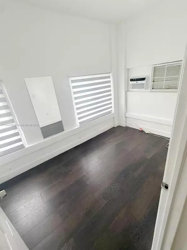Miami, FL 33130,337 SW 10th Ave #7