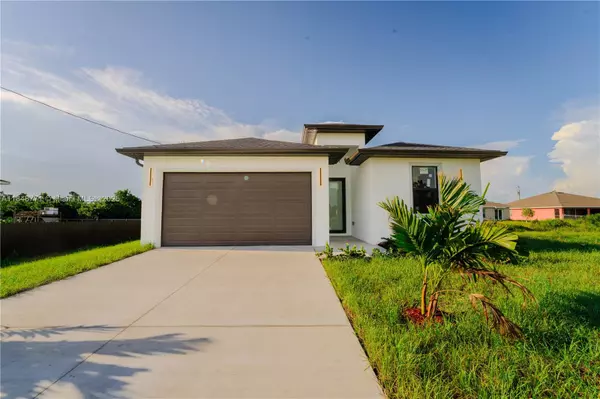 433 Rayford St, Lehigh Acres, FL 33974
