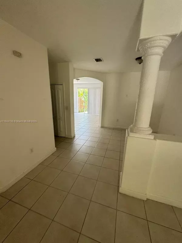 Miami, FL 33194,15071 SW 9th Ln