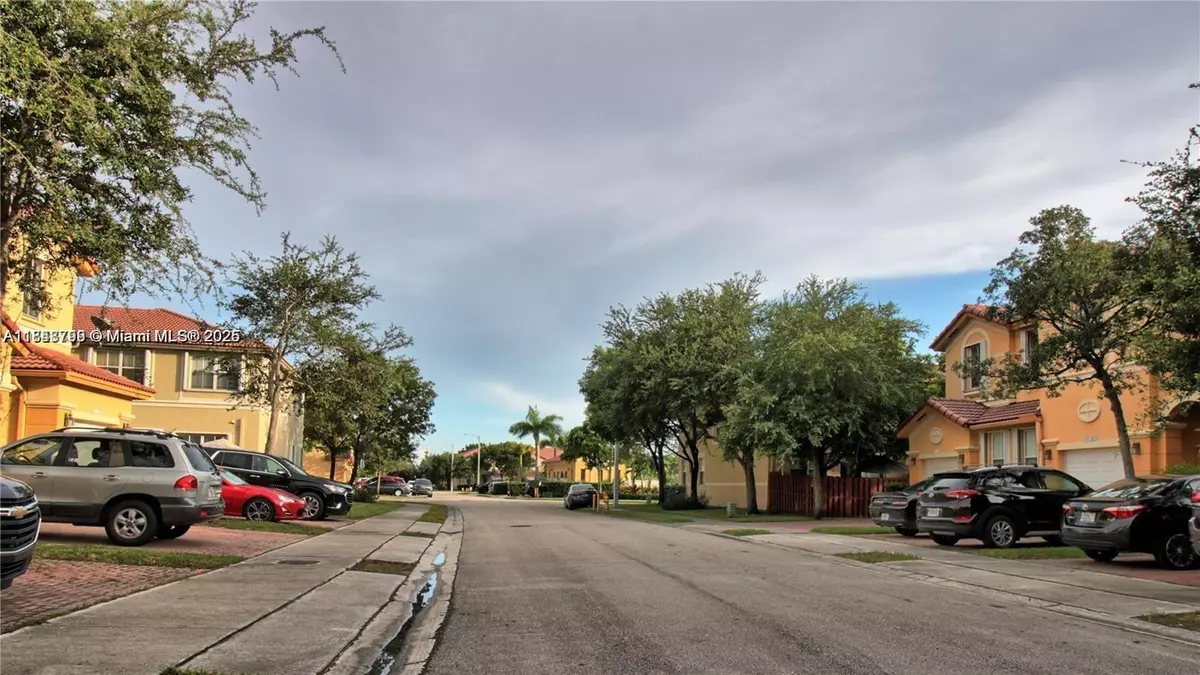 Doral, FL 33178,8155 NW 108th Ave