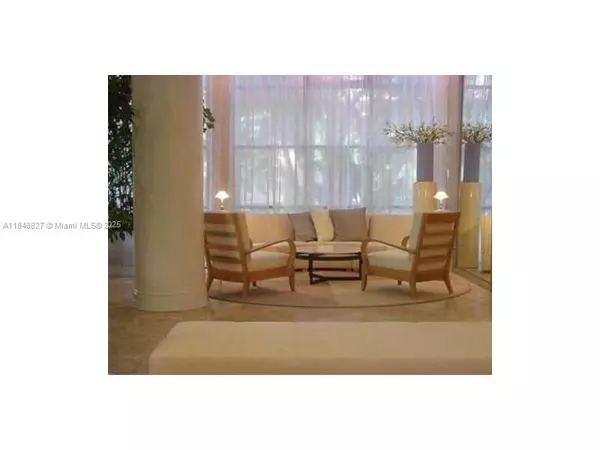 Miami, FL 33131,770 Claughton Island Dr #2002
