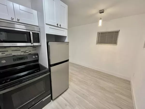 Coral Gables, FL 33134,218 Santillane Ave #5