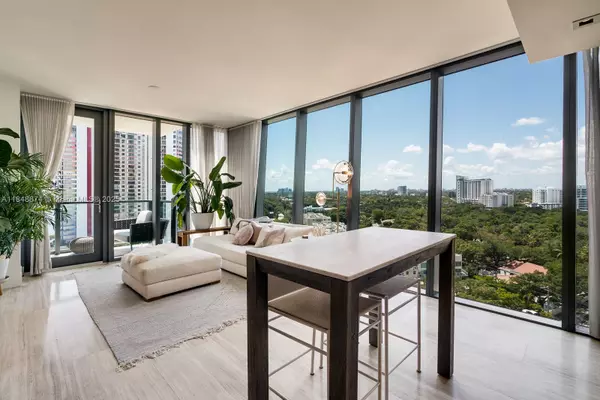 Miami, FL 33131,1451 Brickell Ave #1404
