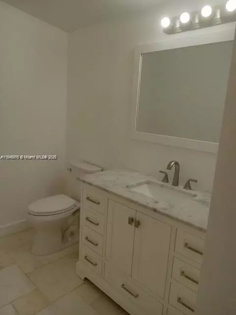 Miami, FL 33187,19800 SW 180th Ave #153