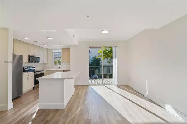 Pembroke Pines, FL 33025,10170 SW 7th St #11-107