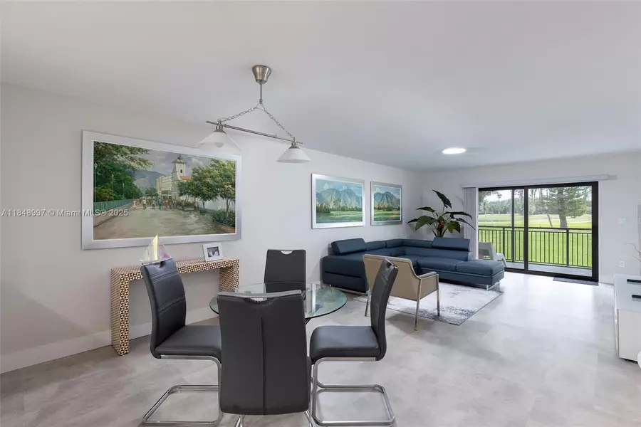 16171 Blatt Blvd #112, Weston, FL 33326