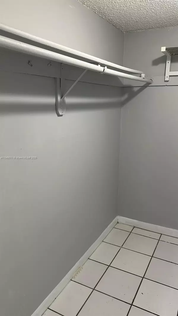 Hialeah Gardens, FL 33016,10000 NW 80th Ct #2263